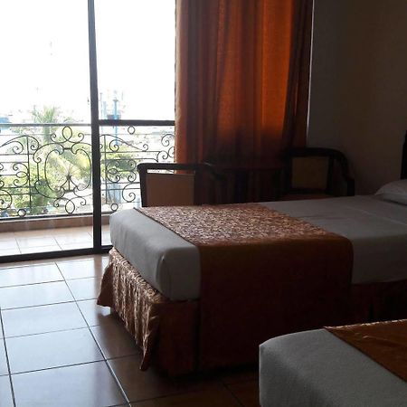 Don Felipe Hotel Ormoc Eksteriør bilde