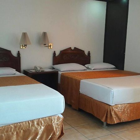 Don Felipe Hotel Ormoc Eksteriør bilde