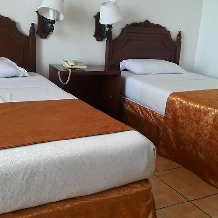 Don Felipe Hotel Ormoc Eksteriør bilde