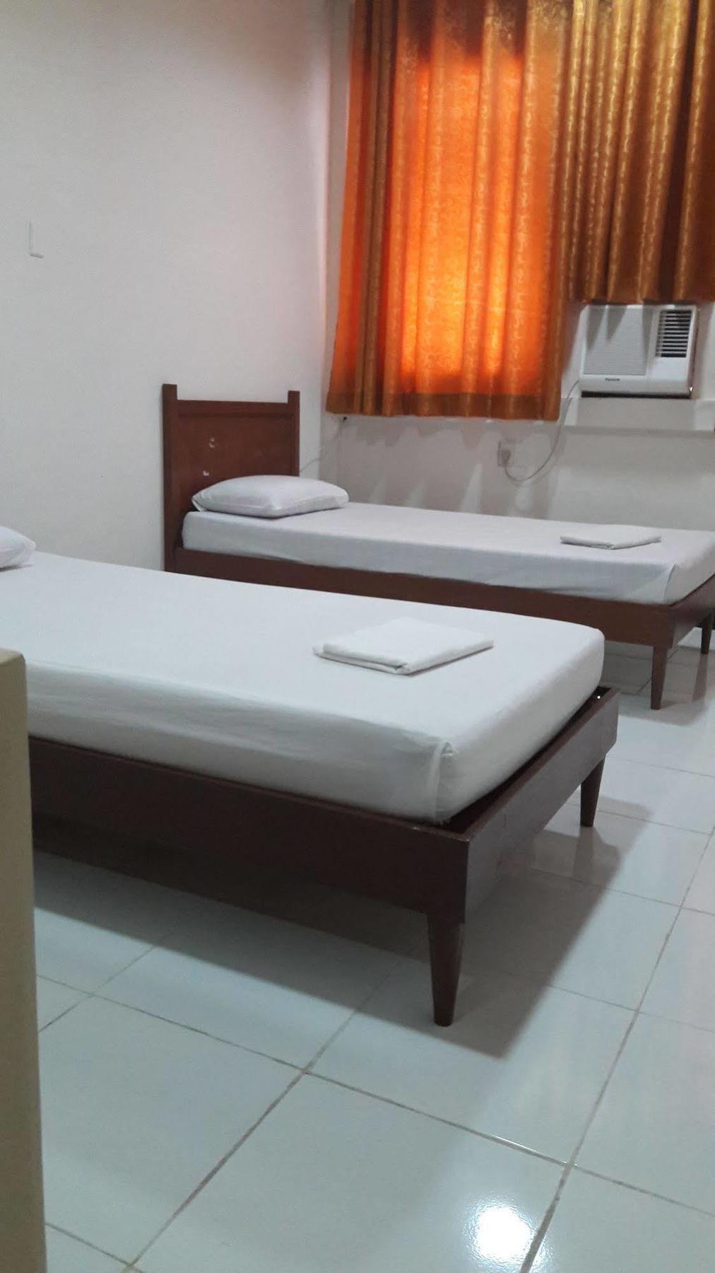 Don Felipe Hotel Ormoc Eksteriør bilde